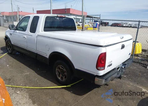 1998 Ford F-150 Lariat/Standard/Xl/Xlt z USA, uszkodzony, nr VIN 1FTZX1766WNA13625